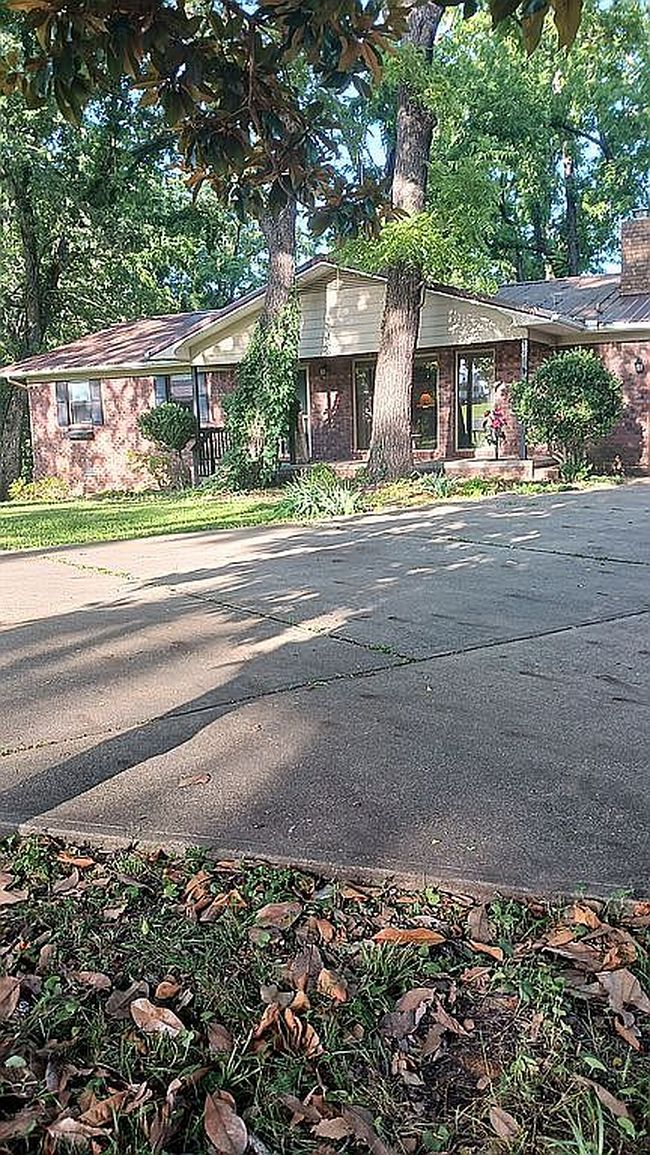 Photo of 1802 Shellie Ln, Harrison, AR