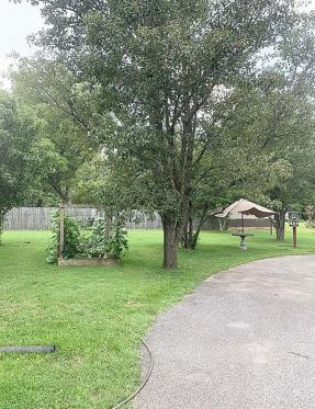 Image of 400 Eastview Dr