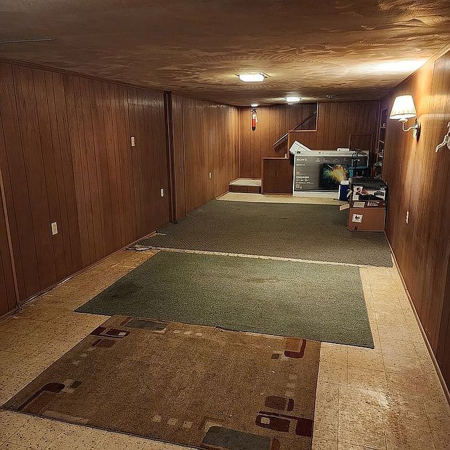 Photo of 401 Independence Ct, Sharon, PA