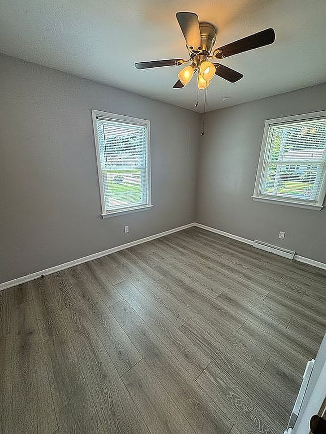 Photo of 93 Thorlone Ave, Akron, OH