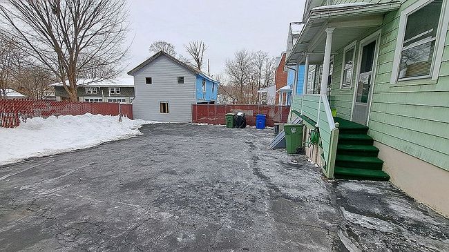 Image of 1 Houston Ave