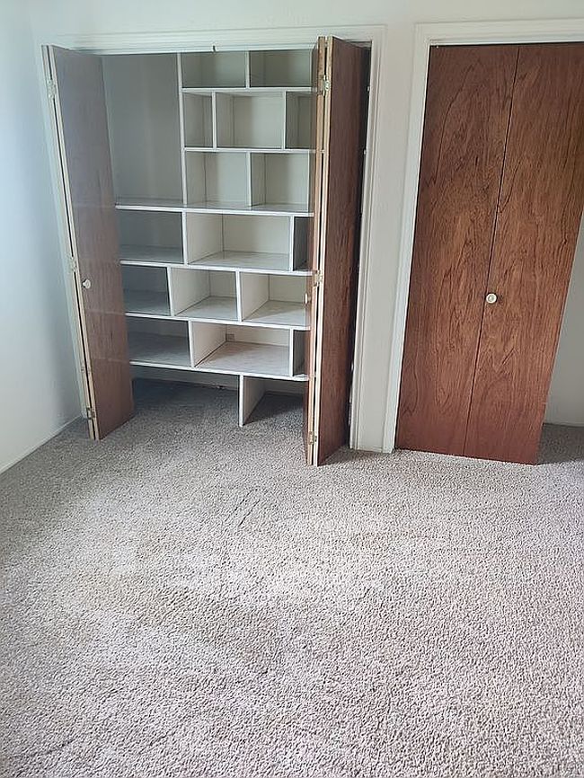 Image of 409 S Eubank Ave #107