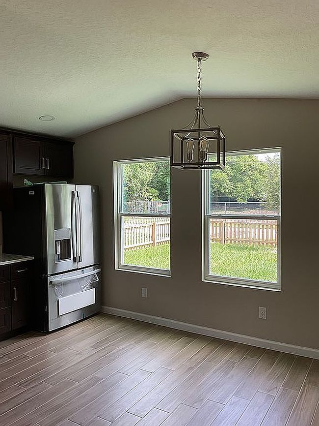 Image of 429 W Carolina Ave