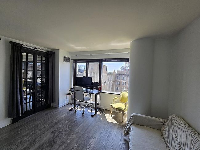 Photo of 127 Greyrock Pl Apt 1112, Stamford, CT