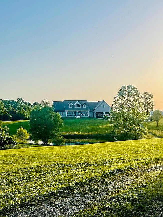 Photo of 271 Pleasant Knoll Rd, Stoutland, MO