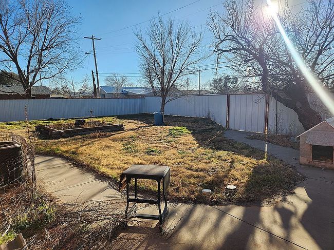 Image of 1320 S Avenue F