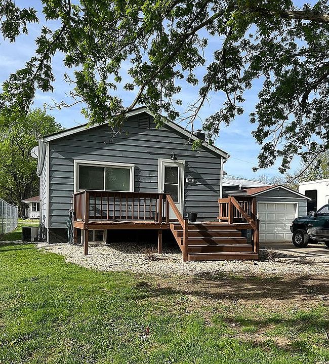 Image of 105 W Main St