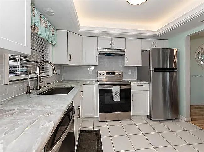 Image of 1720 Lakeside Dr #1716-B