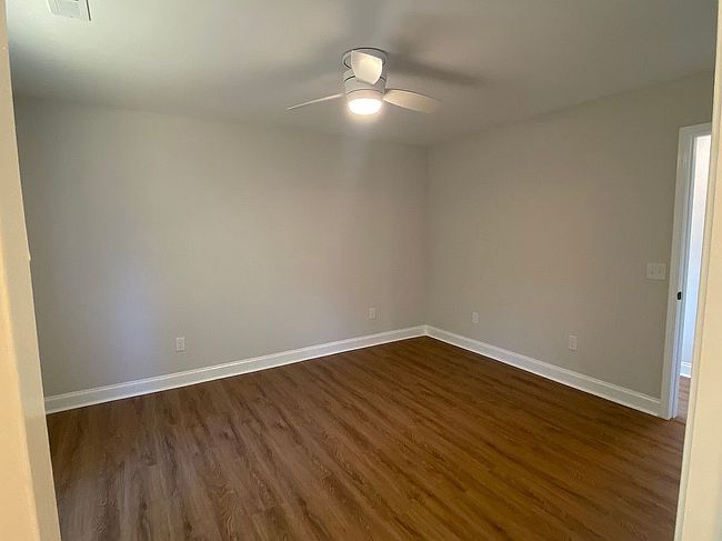 Photo of 2251 S 5th St, Hartsville, SC