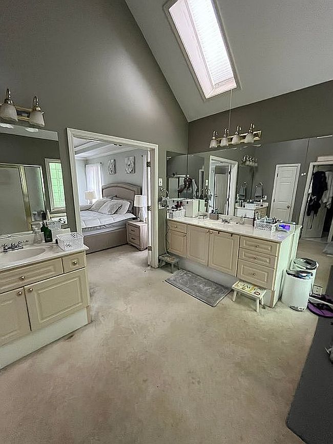 Image of 2085 Brook Meadow Dr