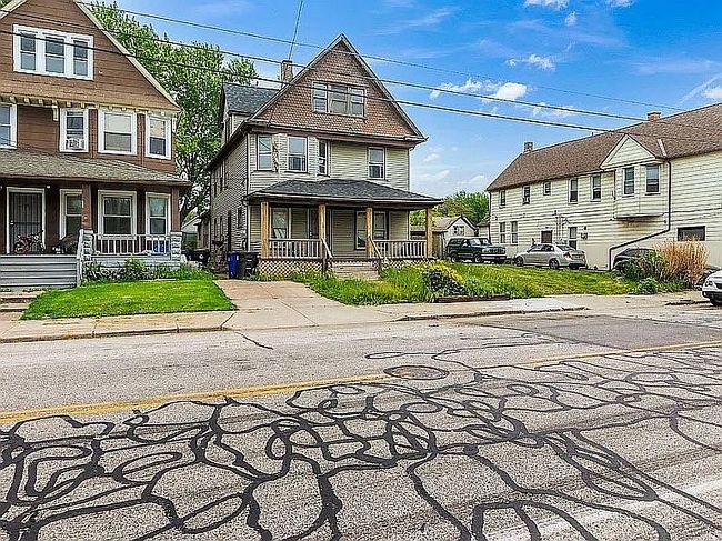 Image of 3635 E 49th St