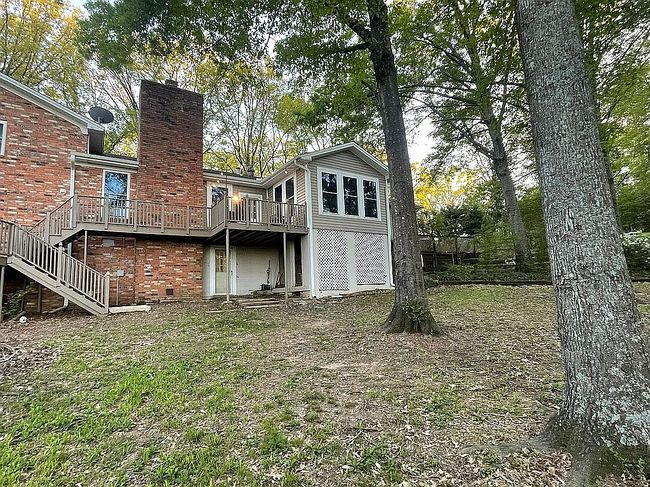 Image of 914 Skyline Dr