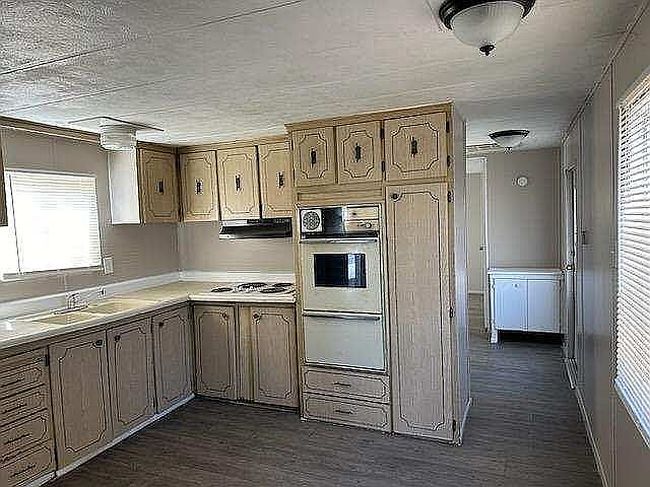 Image of 923 Fair St #9