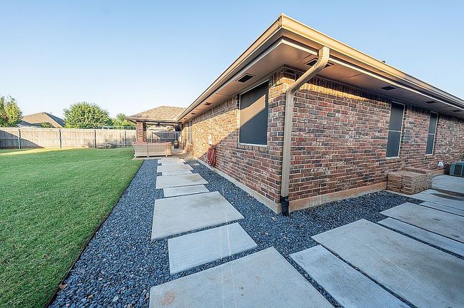 Photo of 11029 Nw 103rd St, Yukon, OK