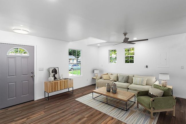 Additional photo 1 of property located at 2709 Aspen Dr