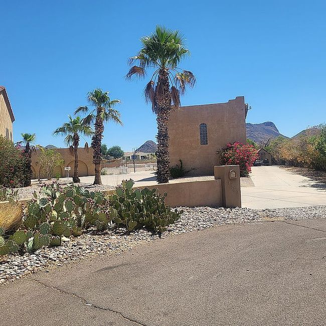 Additional photo 1 of property located at 9239 N 127th St