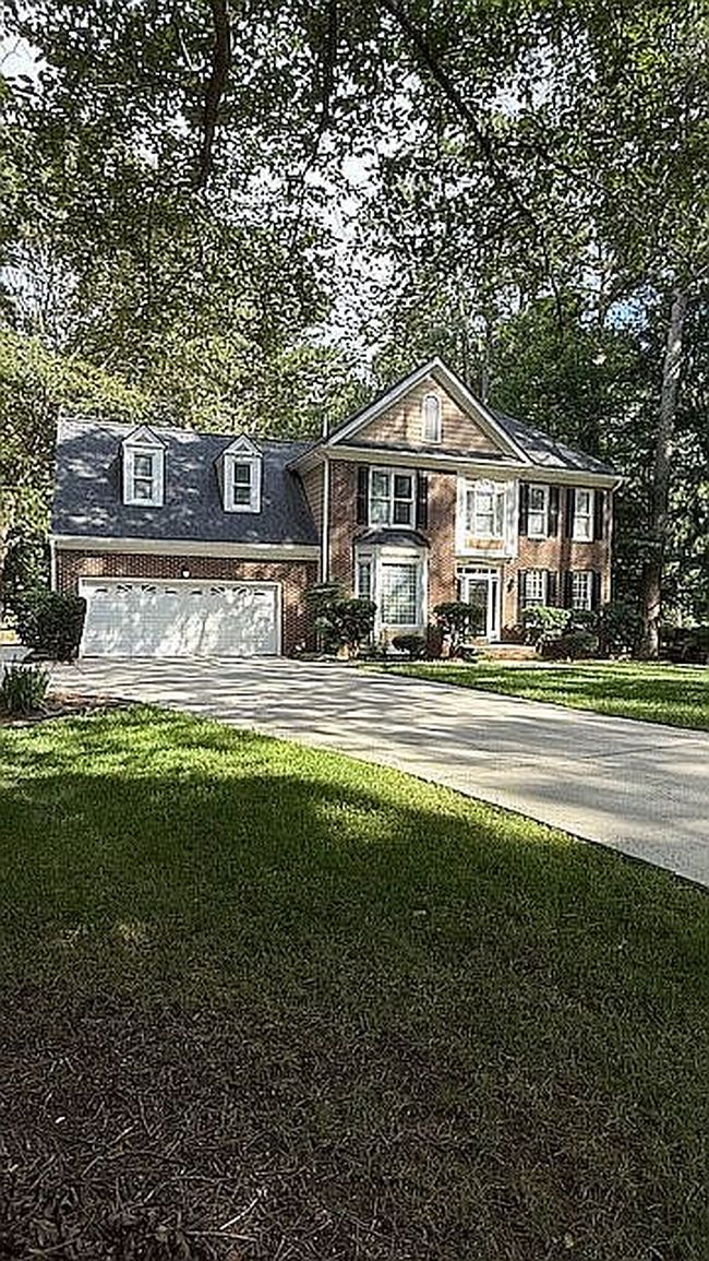 Photo of 11920 Aspenwald Dr, Raleigh, NC