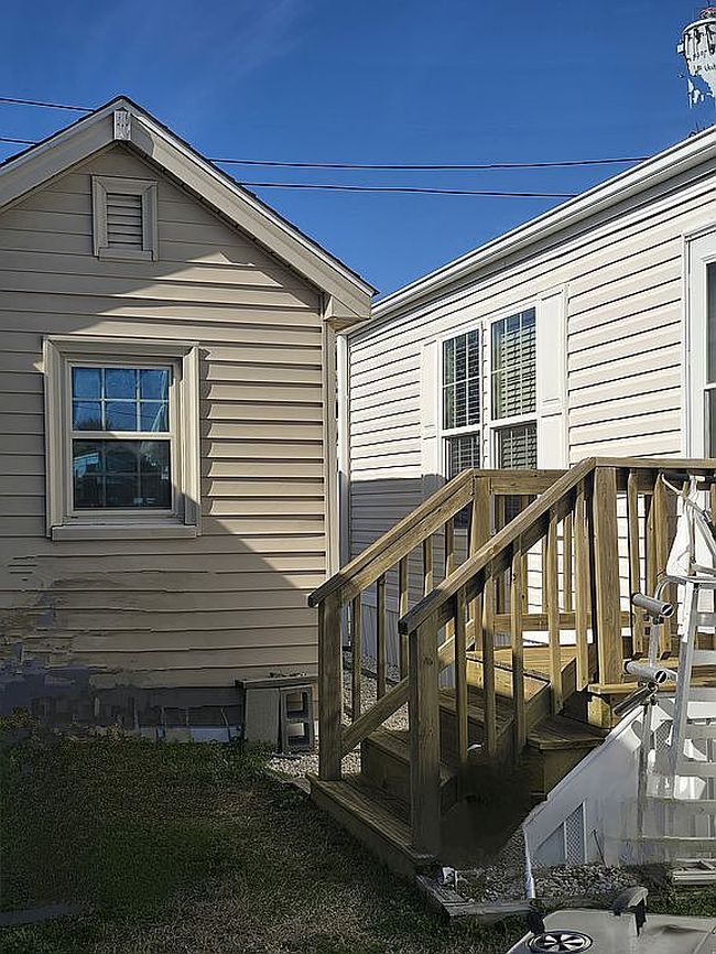 Image of 129 Block Dr
