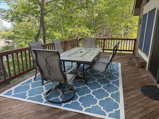 Photo of 111 High Mountain Ln, Tannersville, PA