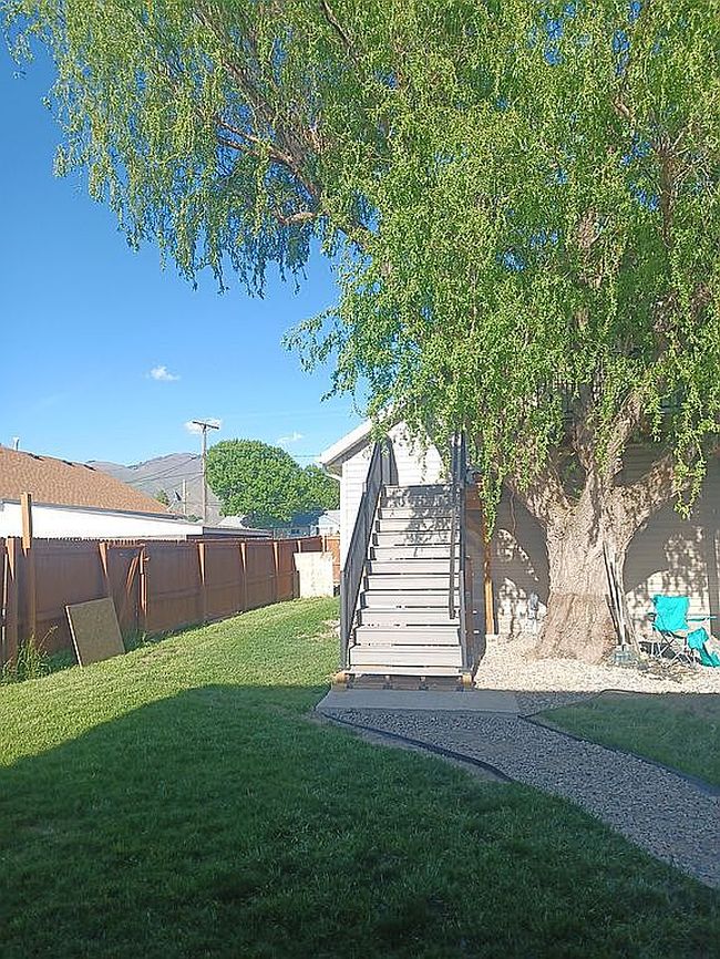 Image of 1662 S Main St