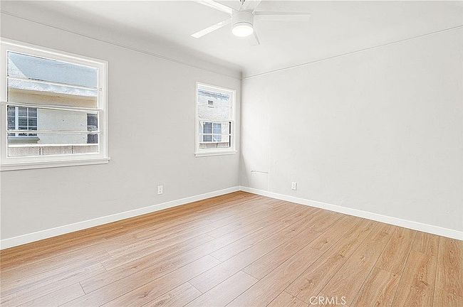Photo of 8810 S Gramercy Pl, Los Angeles, CA