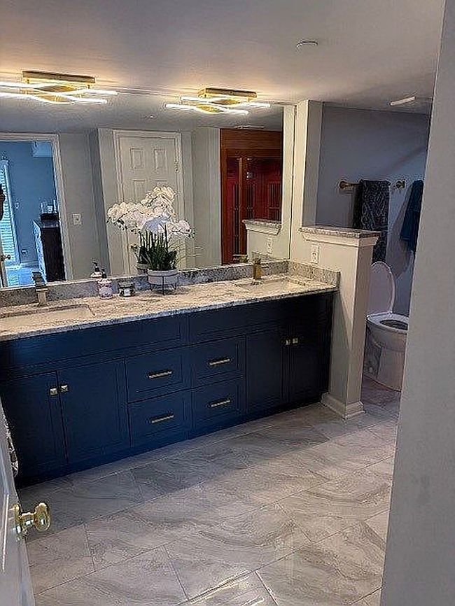 Additional photo 1 of property located at 7505 River Rd Apt 1E