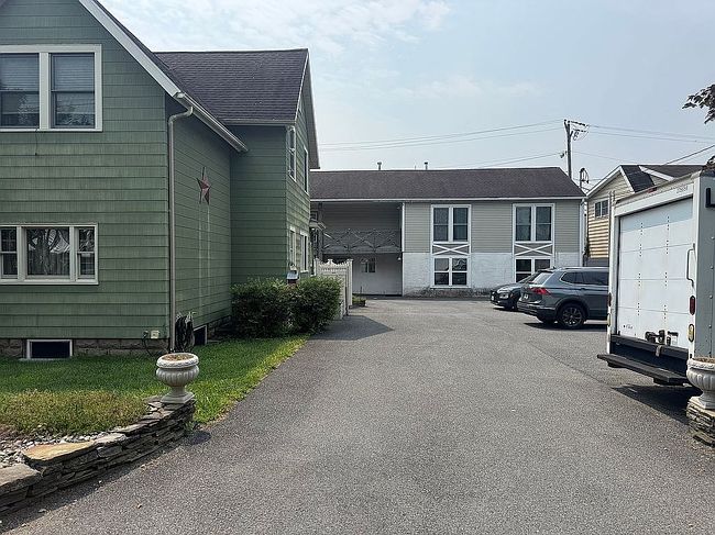 Photo of 11 Stahlman Pl, Kingston, NY