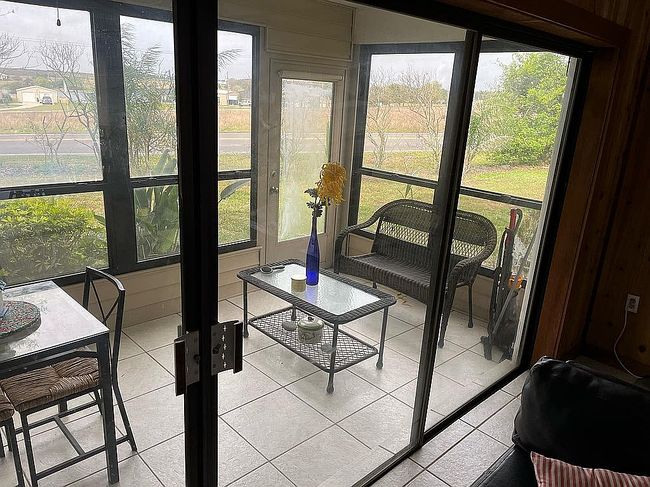 Image of 109 La Casa
