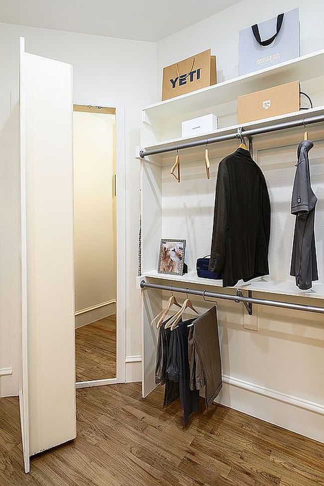 Additional photo 3 of property located at 2800 Silverglade Ct