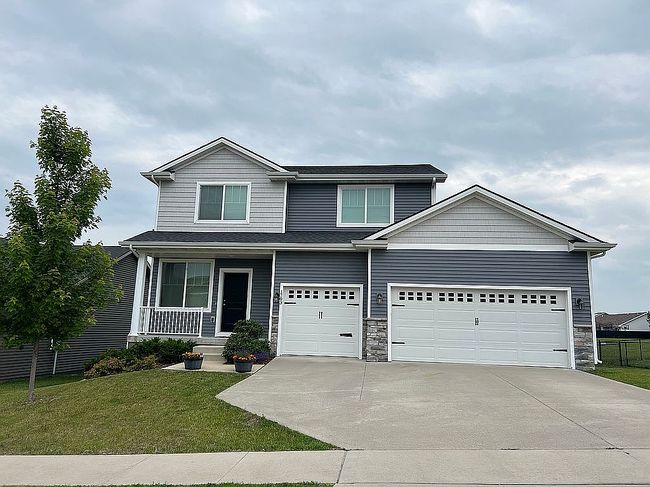 Photo of 1703 E Clinton Ave, Indianola, IA