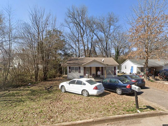 Photo of 430 Fairground St, Savannah, TN