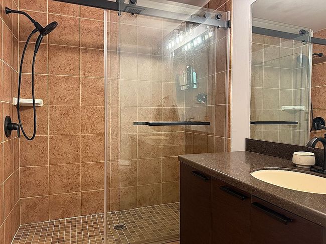 Photo of 432 S Washington Ave Unit 702, Royal Oak, MI