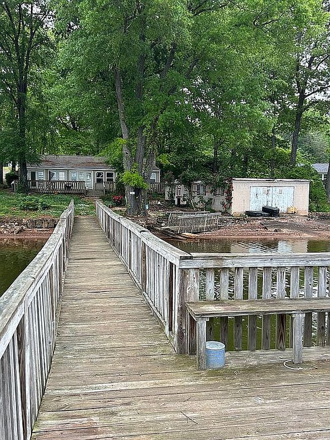 Image of 1769 Shoreline Dr