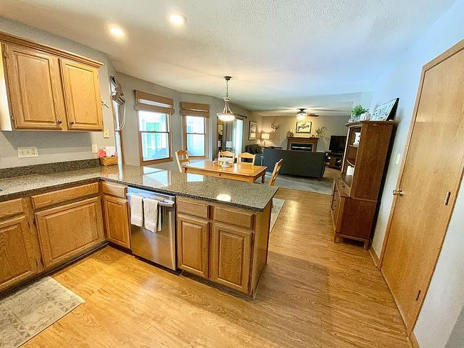 Additional photo 1 of property located at 1120 Pickwick Dr