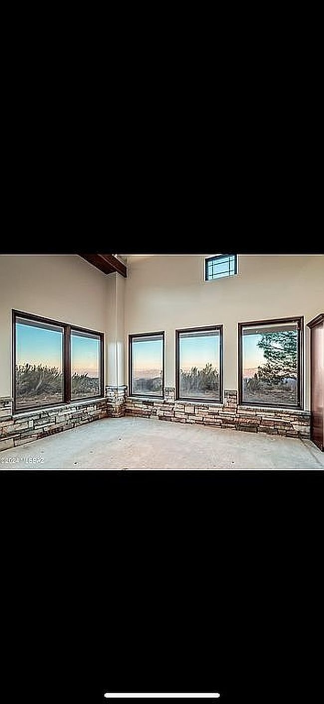 Image of 33351 S High Jinks Rd