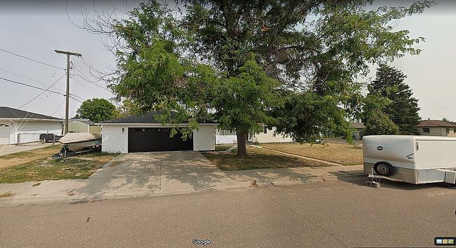 Photo of 261 18th Ave Nw