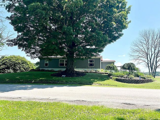 Photo of 25866 Mount Pleasant Rd, Cambridge Springs, PA