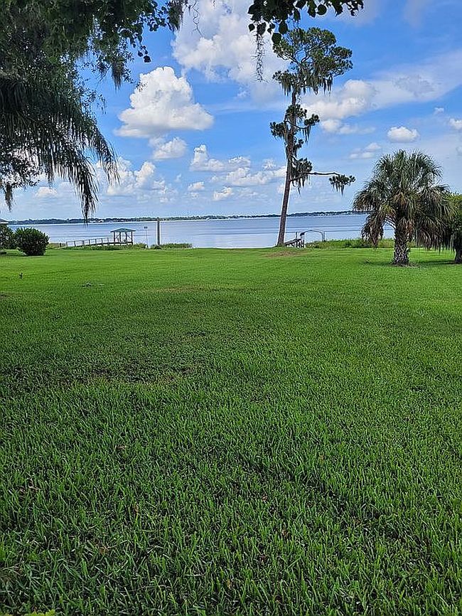 Photo of 1610 Barney Bass Rd, Frostproof, FL