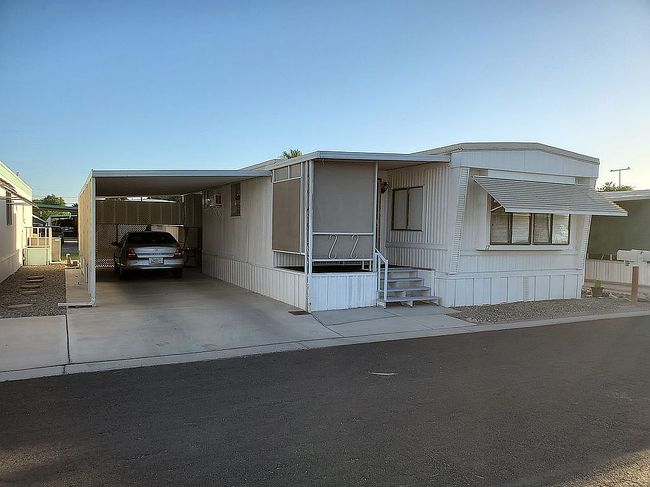 Photo of 1079 S Avenue B Lot 17