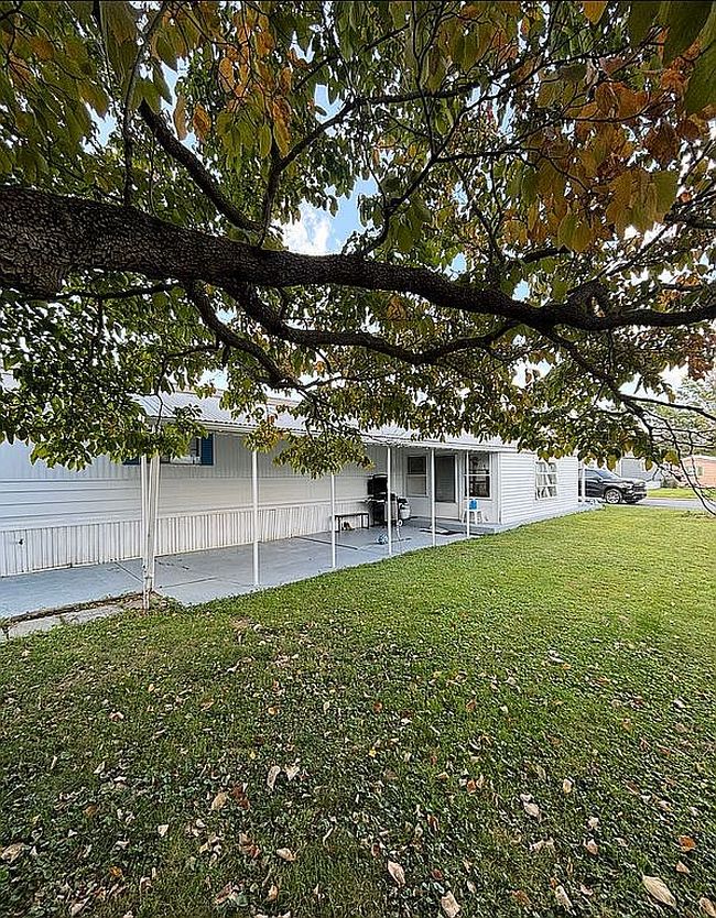 Additional photo 1 of property located at 802 9th Ave