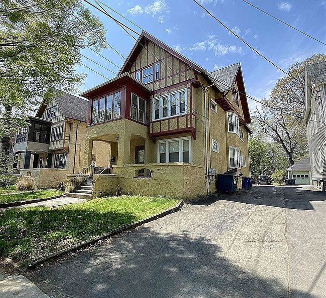 Photo of 816 Orange St, New Haven, CT