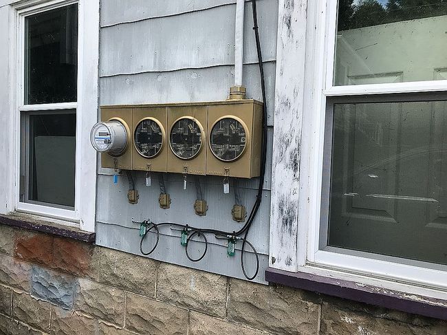 Additional photo 1 of property located at 1026 1/2 W 3rd St