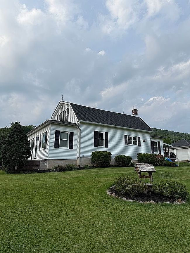 Photo of 1230 Erdman Rd, Lykens, PA