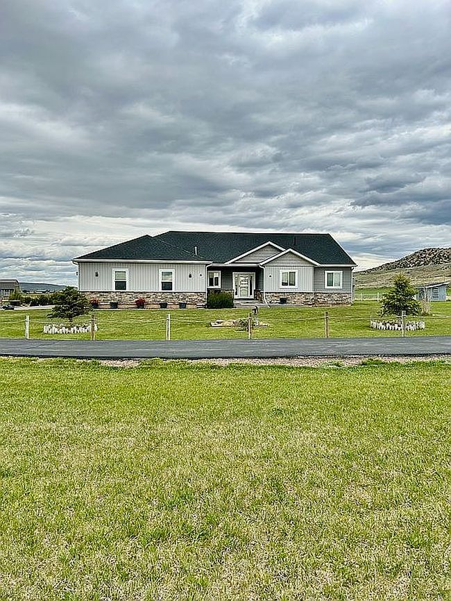 Photo of 846 Almy Rd #107, Evanston, WY
