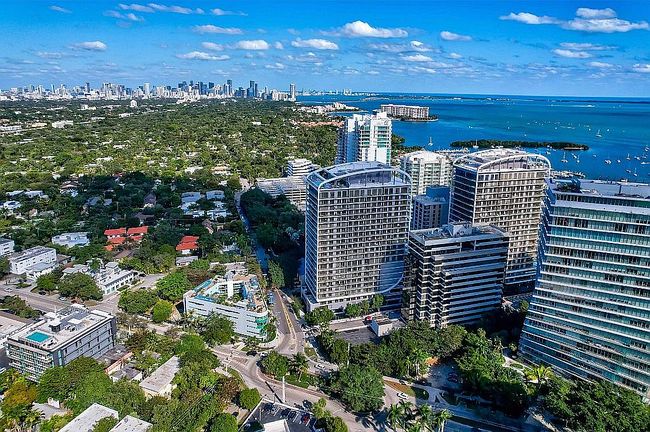 Photo of 2678 Tigertail Ave #2009, Miami, FL