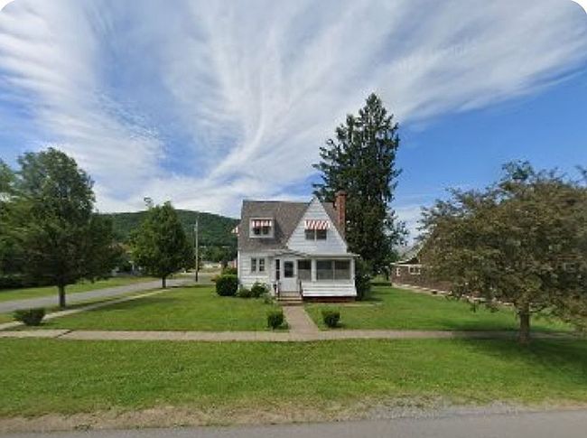 Photo of 102 Bank St, Smethport, PA