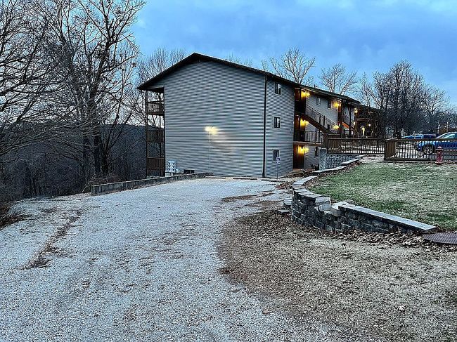 Preview of property located at 550 Notch Ln Apt 2