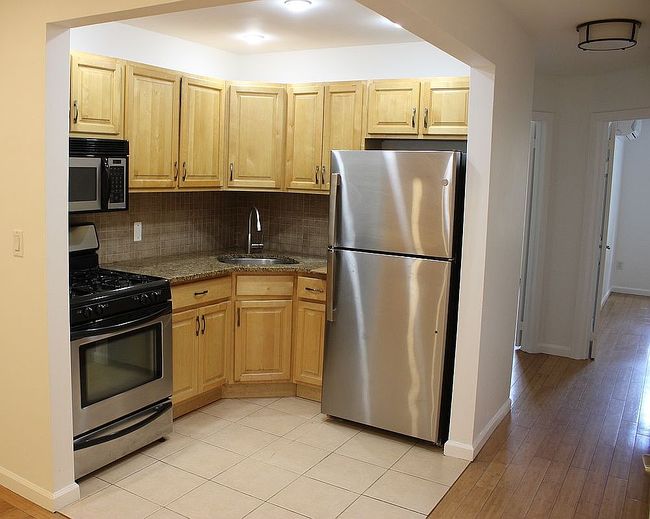 Photo of 537 Gates Ave #1, Brooklyn, NY