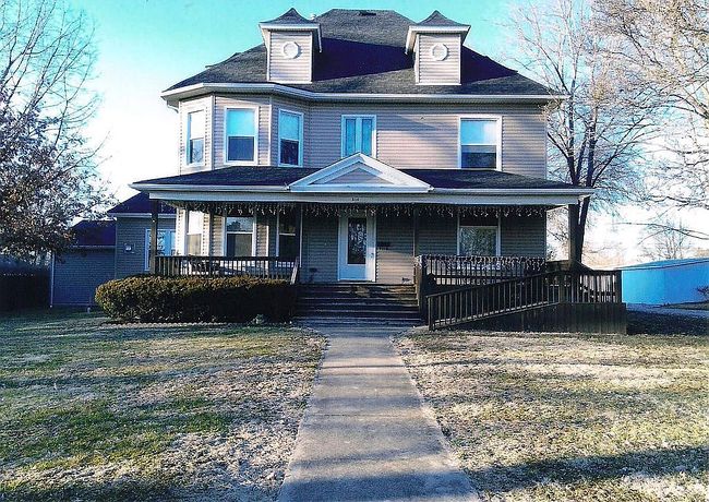 Preview of property located at 214 E N Main St