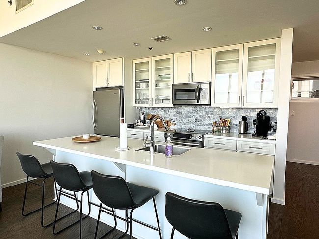 Additional photo 3 of property located at 315 Rock St Apt 1009